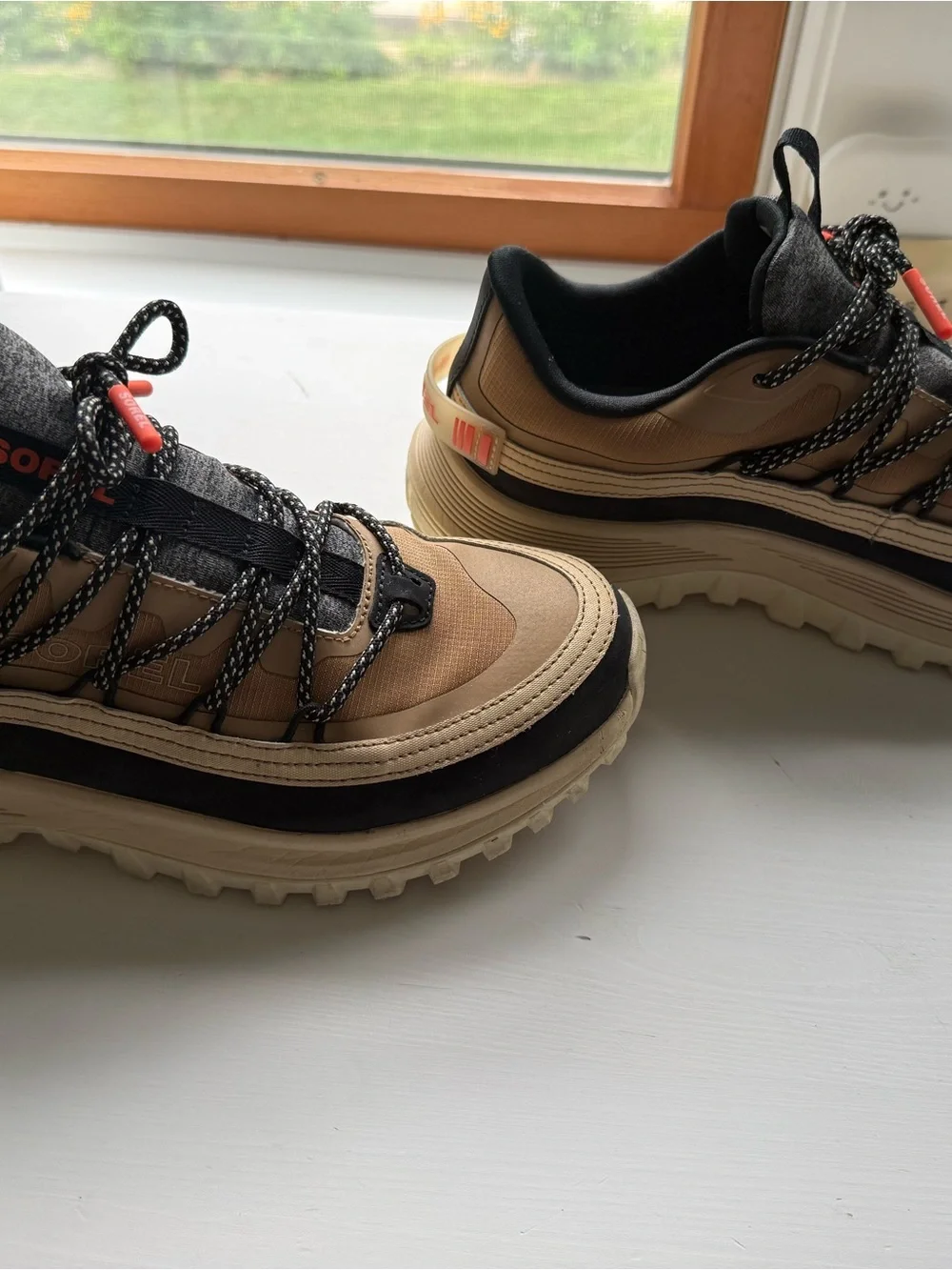 Sorel women’s call sign 9.5 excellent used condition - Worn x 1 week